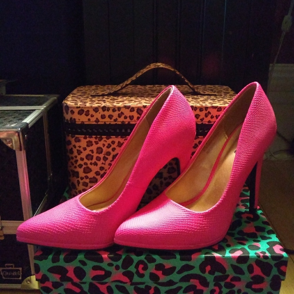 Hot pink Charlotte Russe heels